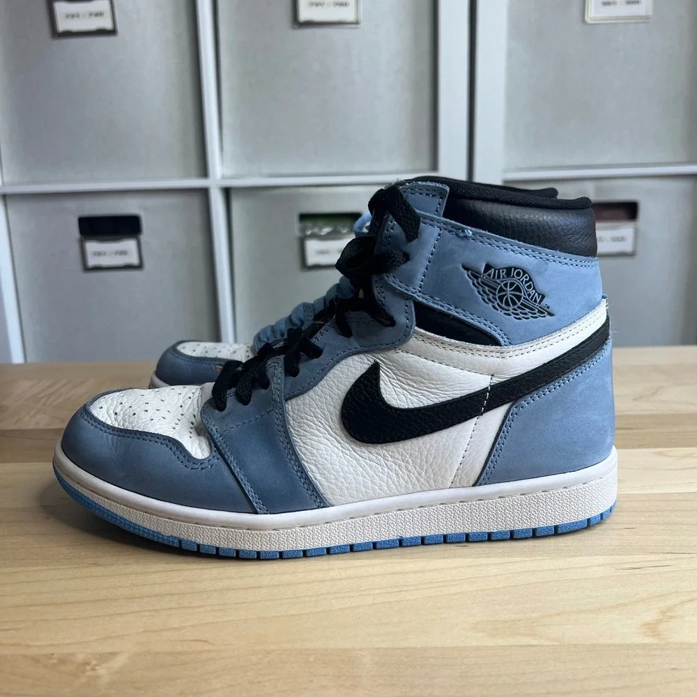 Nike Air Jordan 1 High OG University Blue Black White Men Sz 8‎ 555088-134